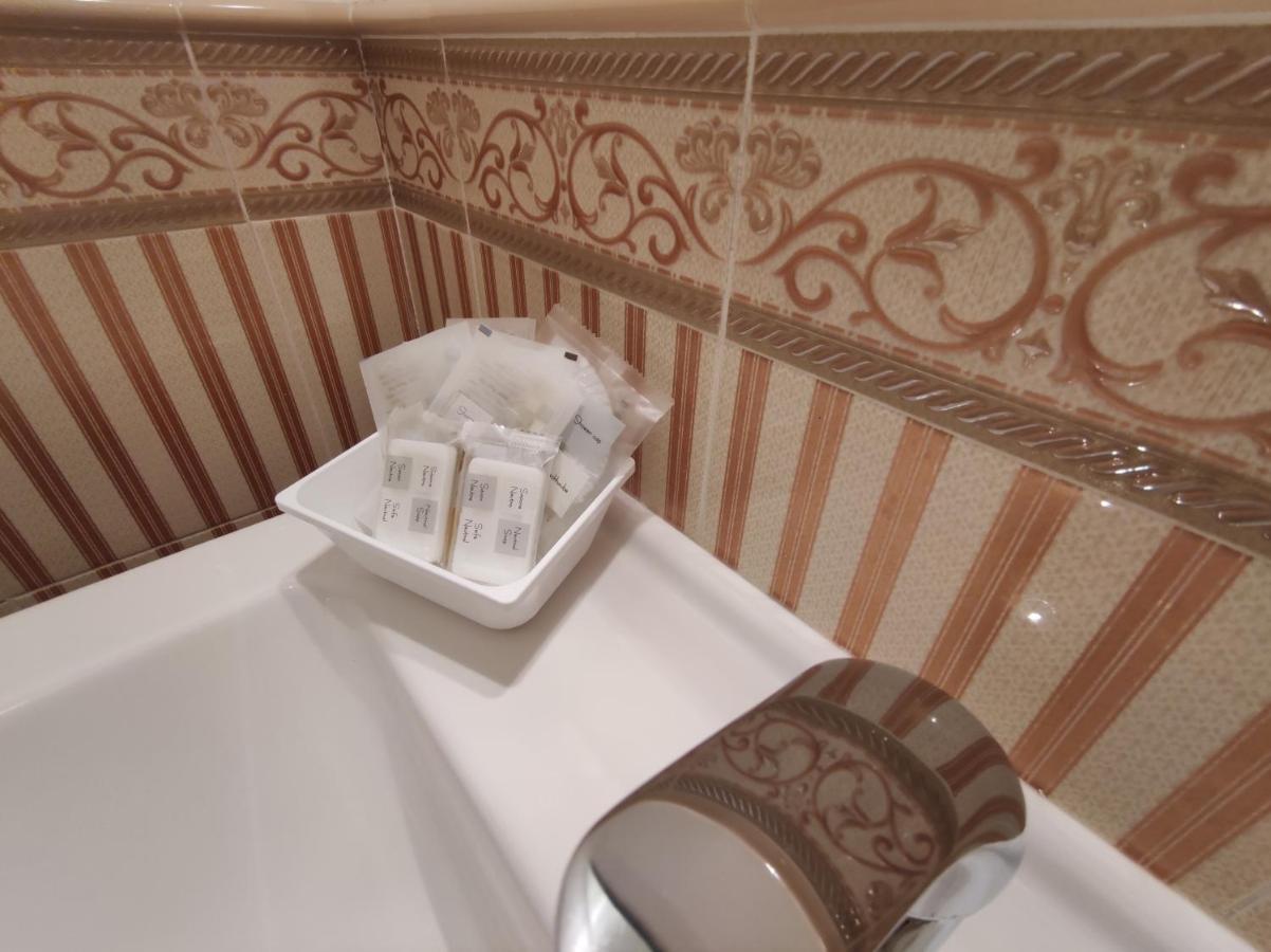 Sami Luxury Rooms 3 8 0 7 9 4 9 2 5 3 Szirakúza Kültér fotó